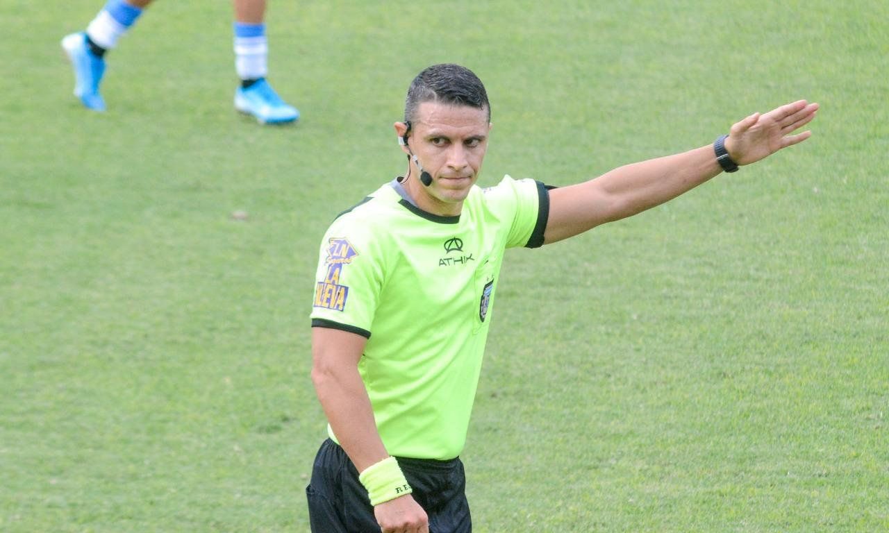 Andrés Gariano será el árbitro ante Laferrere.